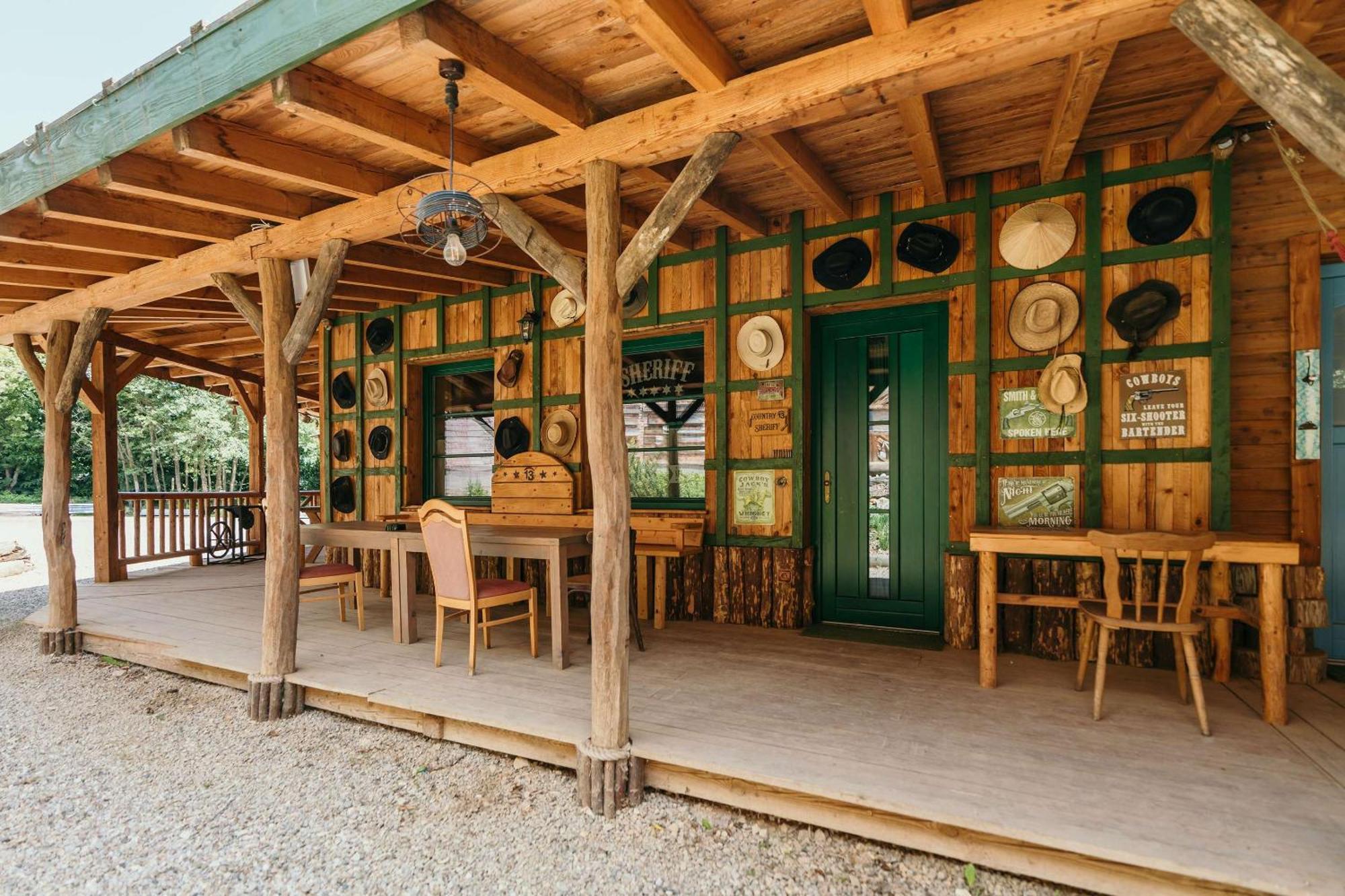 Ranch 13 - Western A Kone Nemšová Kamer foto