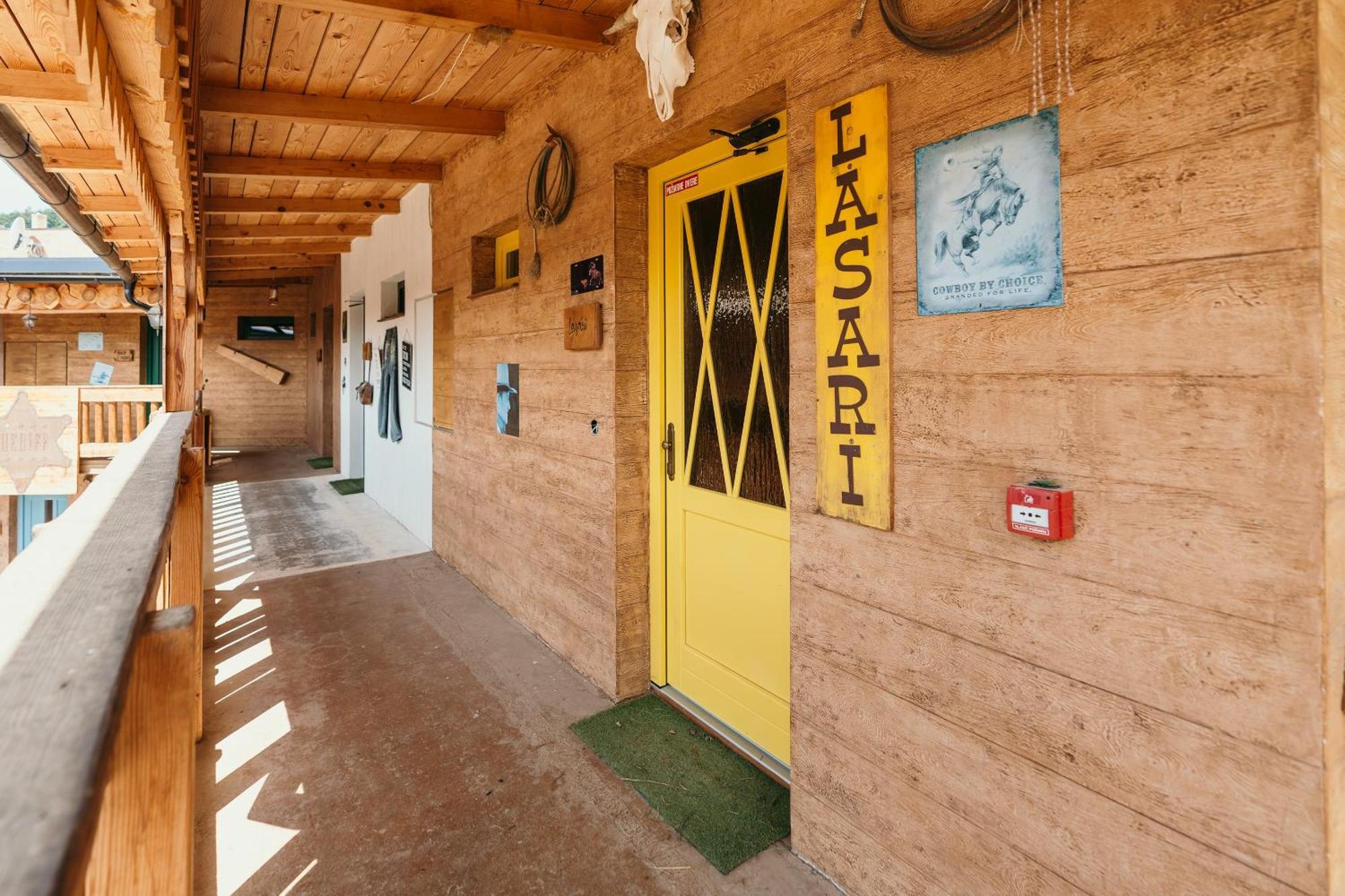 Ranch 13 - Western A Kone Nemšová Kamer foto