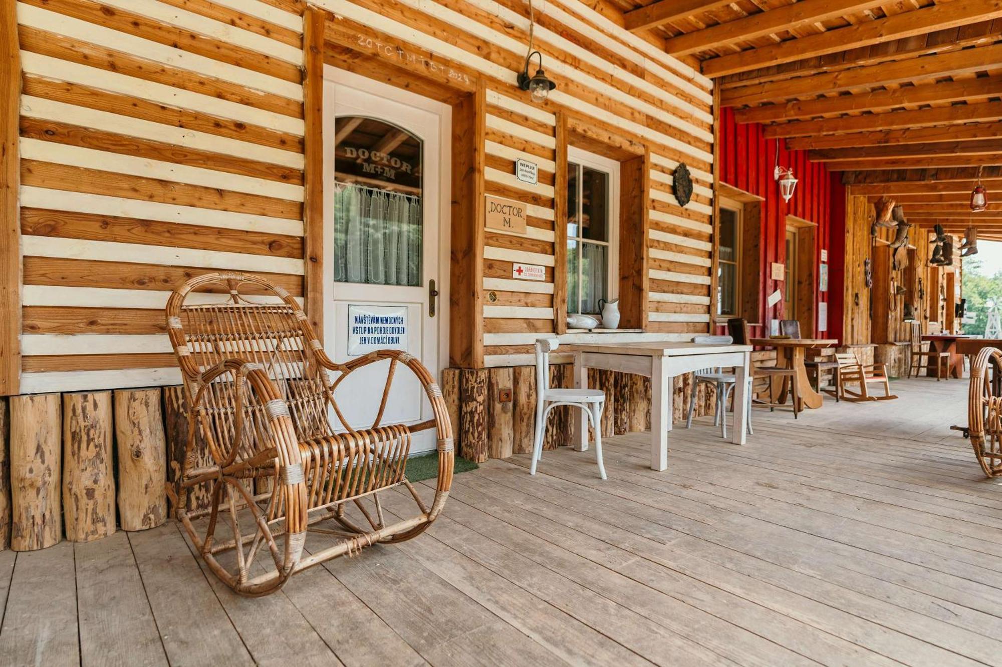 Ranch 13 - Western A Kone Nemšová Kamer foto