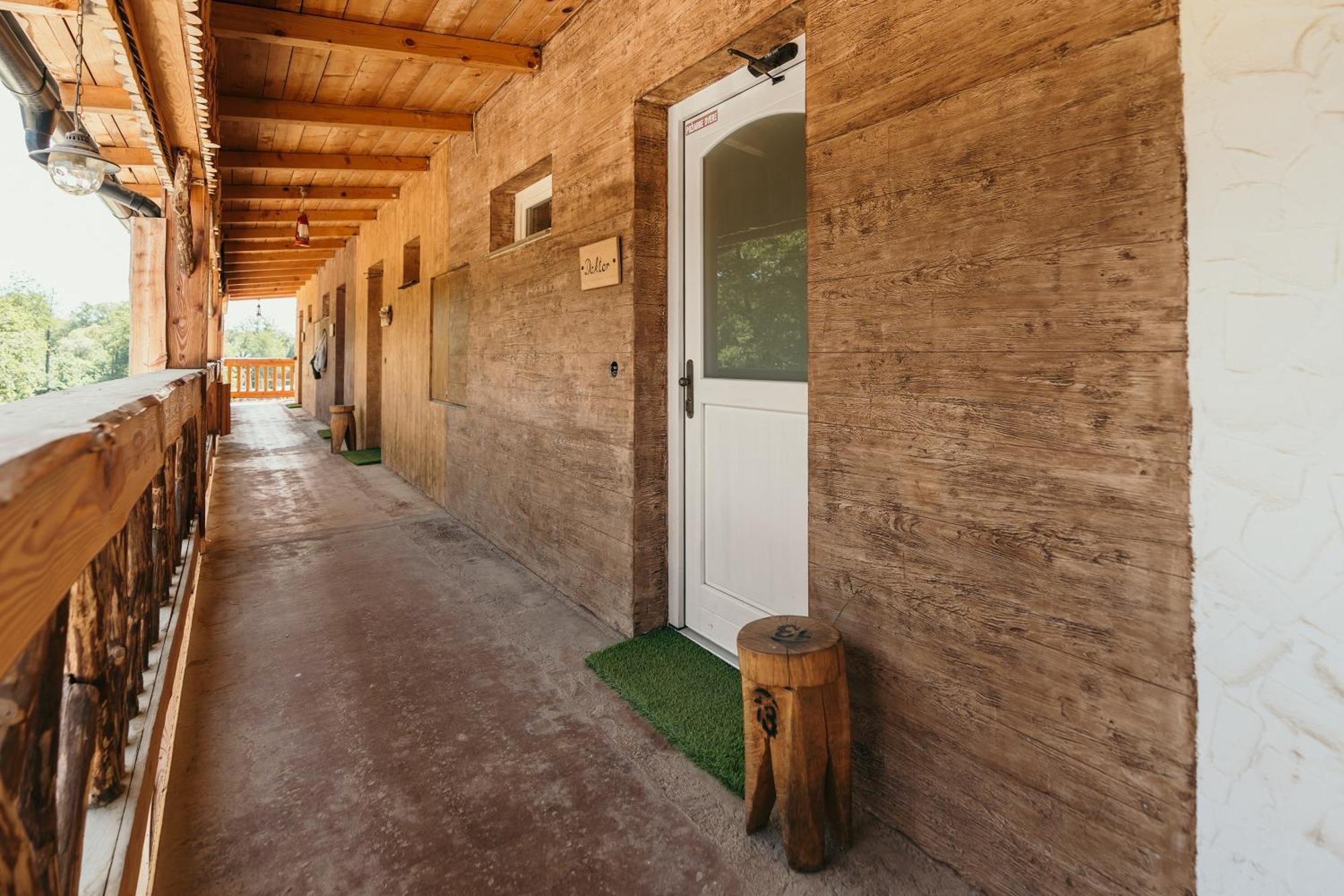 Ranch 13 - Western A Kone Nemšová Kamer foto