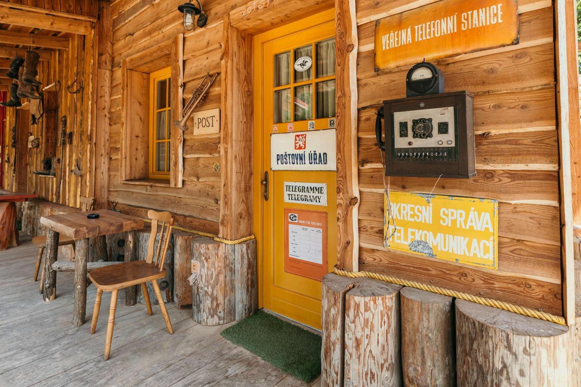 Ranch 13 - Western A Kone Nemšová Kamer foto